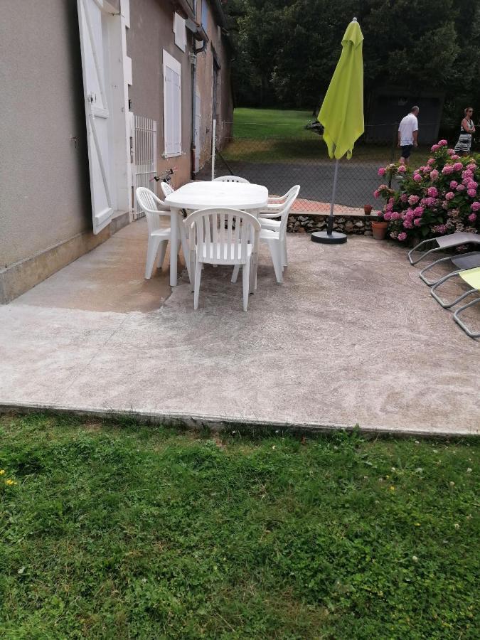 Hébergement de vacances En Brenne Les Chênes *